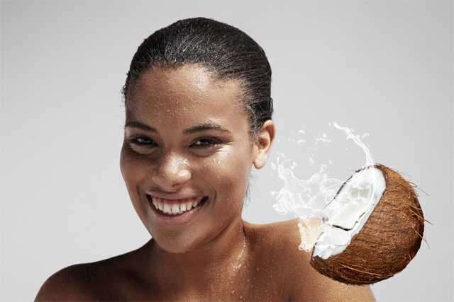 5 Surprising Benefits of Using Coconut Water for Your Skin